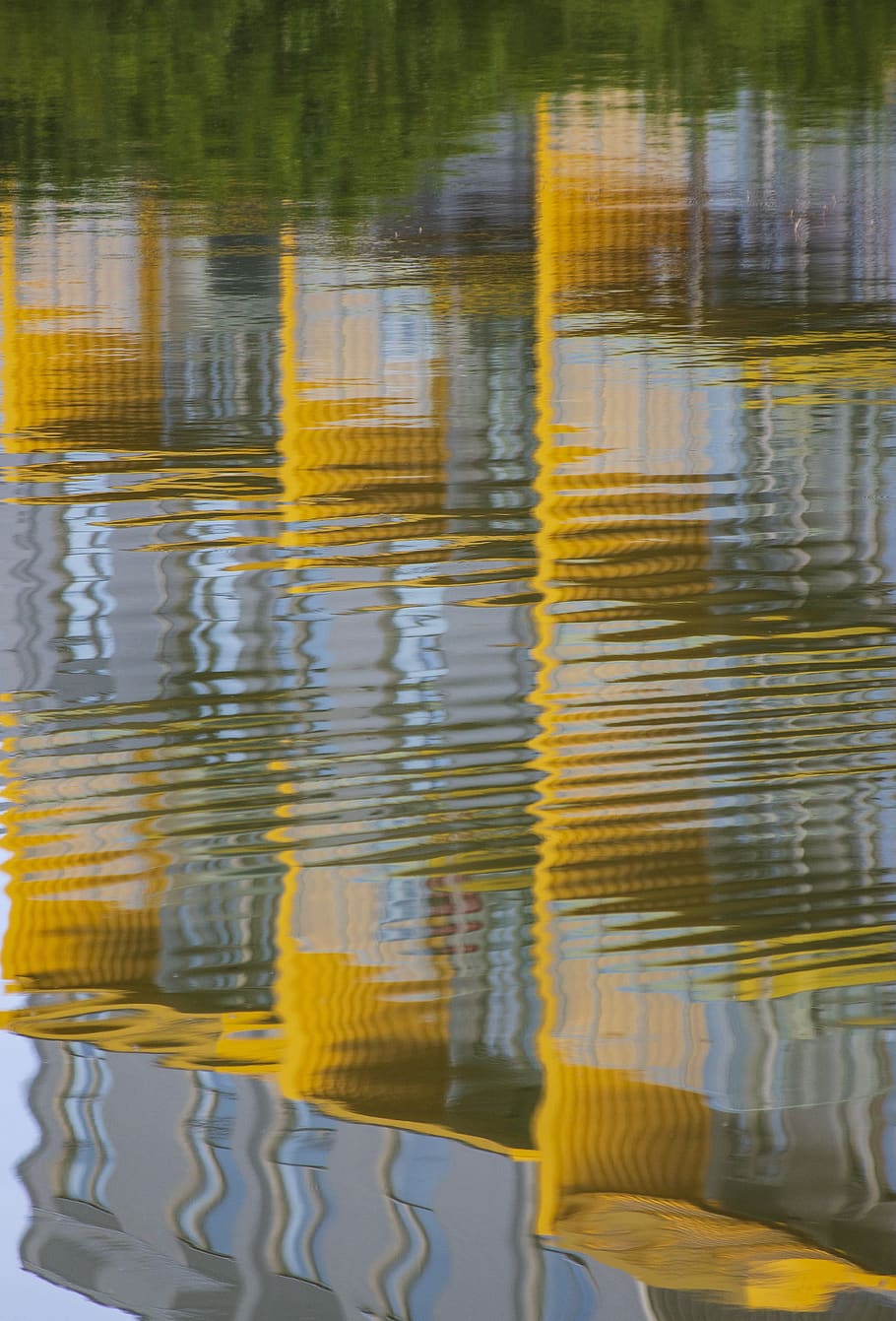 reflections, water, yellow, ripples, waterfront, no people HD wallpaper