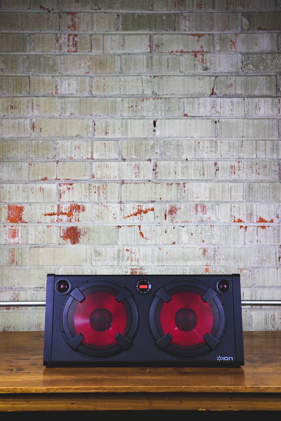wall - building feature, technology, music, arts culture and entertainment HD wallpaper