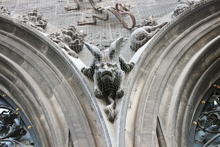 germany, munich, net, grid, scared, sculpture, church, trapped HD wallpaper