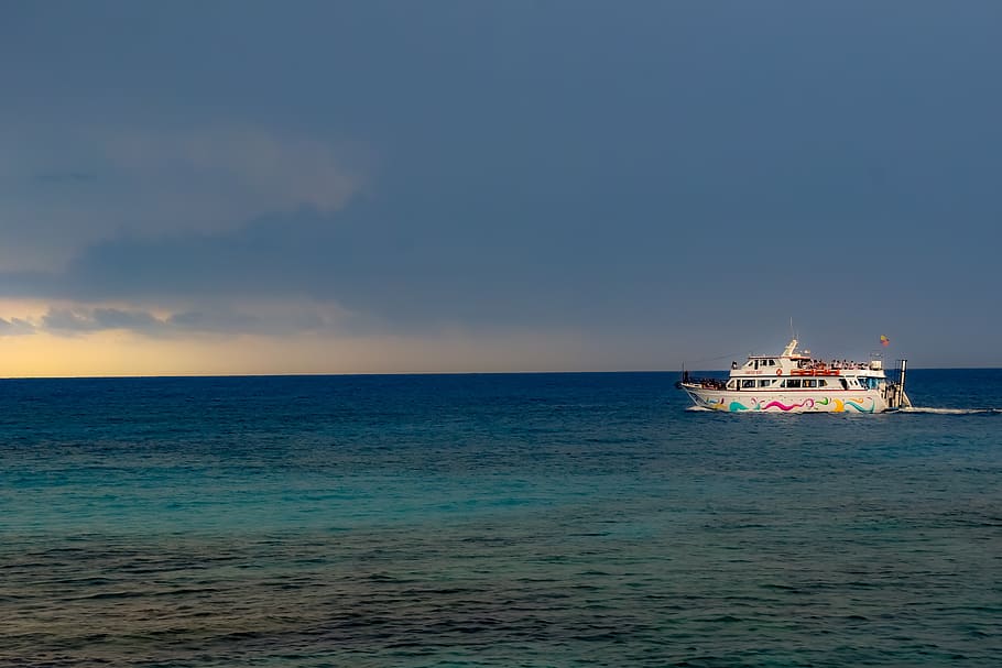boat, sea, sky, cloudy, stormy, autumn mood, water, nautical vessel HD wallpaper