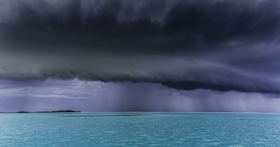 aquamarine oceanunder cloudy sky, cloud - sky, beauty in nature HD wallpaper