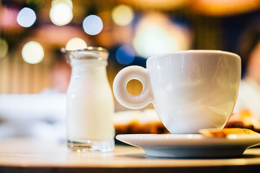 latvia, riga, cup, cafe, coffee, lunch, bokeh, milk, drink HD wallpaper