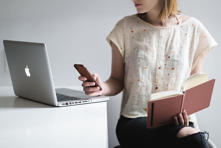 Woman Multitasking Photo, Women, Laptop, Computer, Keyboard, Writing