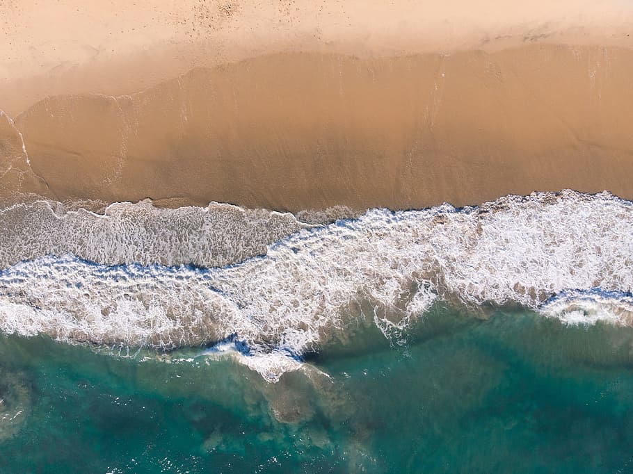 sea waves crashing on shore during daytiem, aerial, wallpaper HD wallpaper