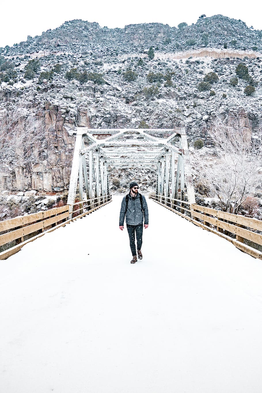 man walking on bridge during daytime, human, person, building HD wallpaper