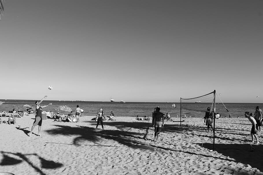 beach, paly, summer, sea, water, land, sky, group of people HD wallpaper