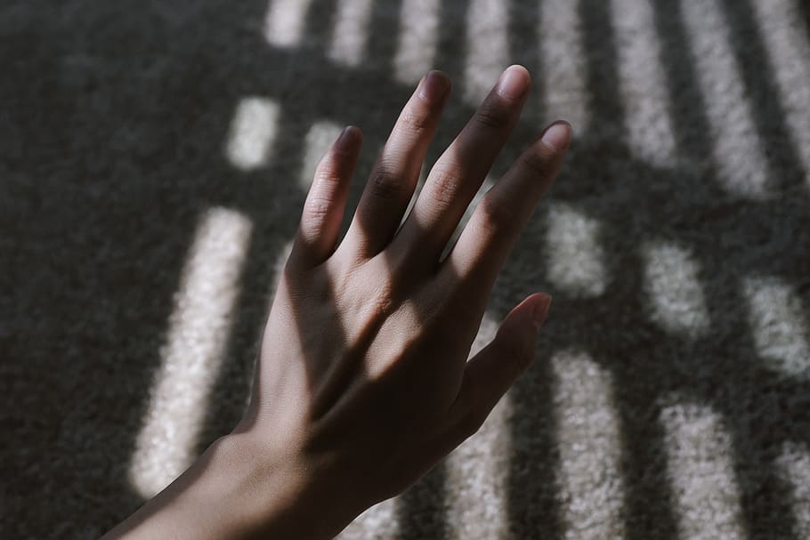 left human hand, finger, nail, manicure, human body part, one person HD wallpaper