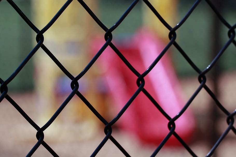 fence, grid, games, children, summer, encloses, park, chainlink fence HD wallpaper
