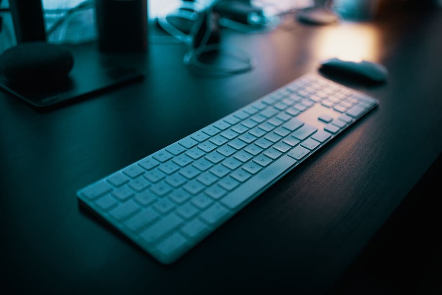 Apple Magic Keyboard With Numeric Pad on Table Near Wireless Mouse HD wallpaper