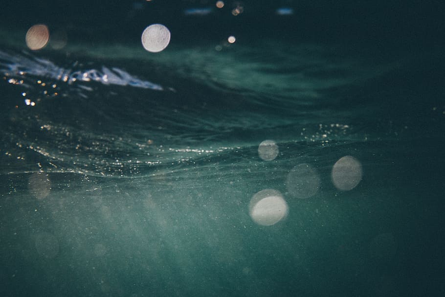 under, water, clear, crystal, splash, bubble, sea, nature, night HD wallpaper