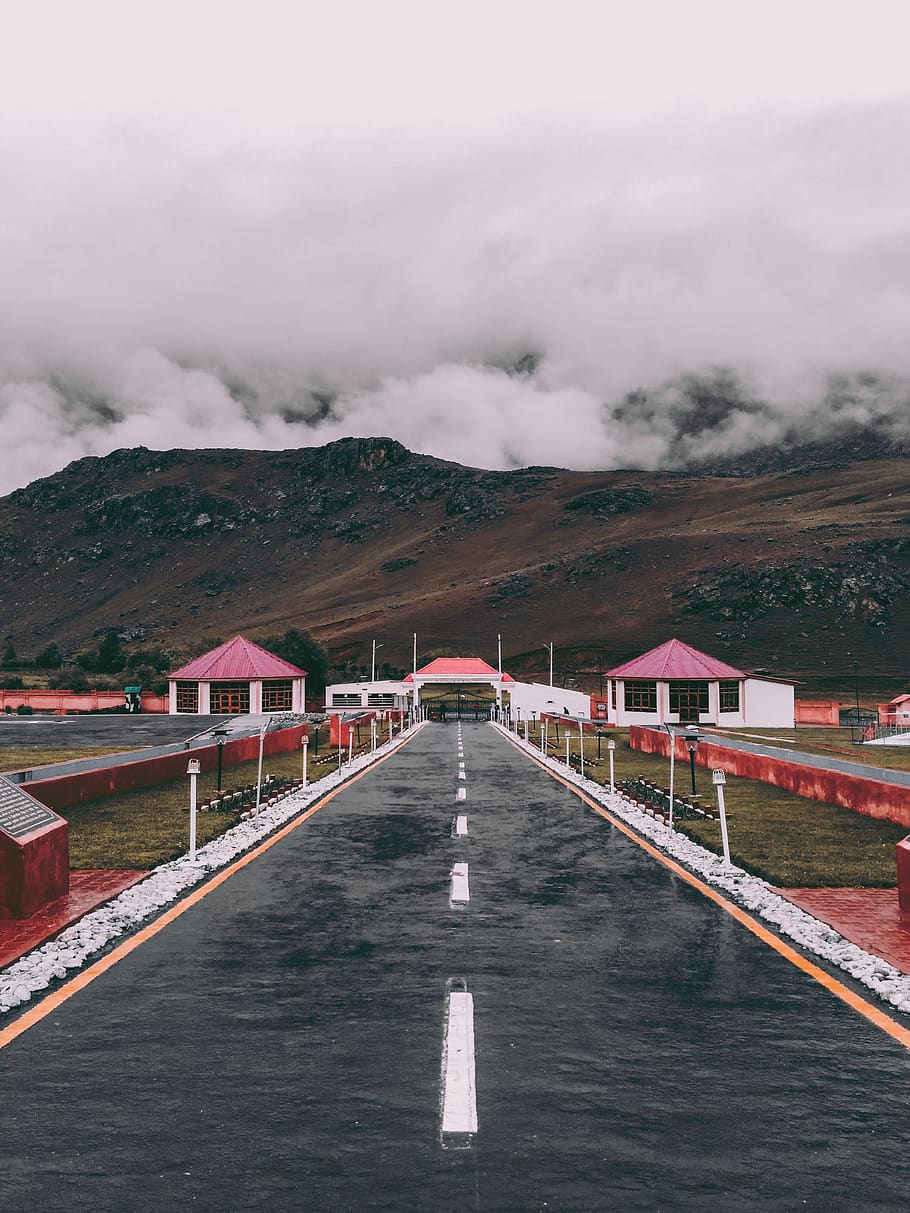 Empty Road, mountain, travel, cloud - sky, architecture, transportation HD wallpaper