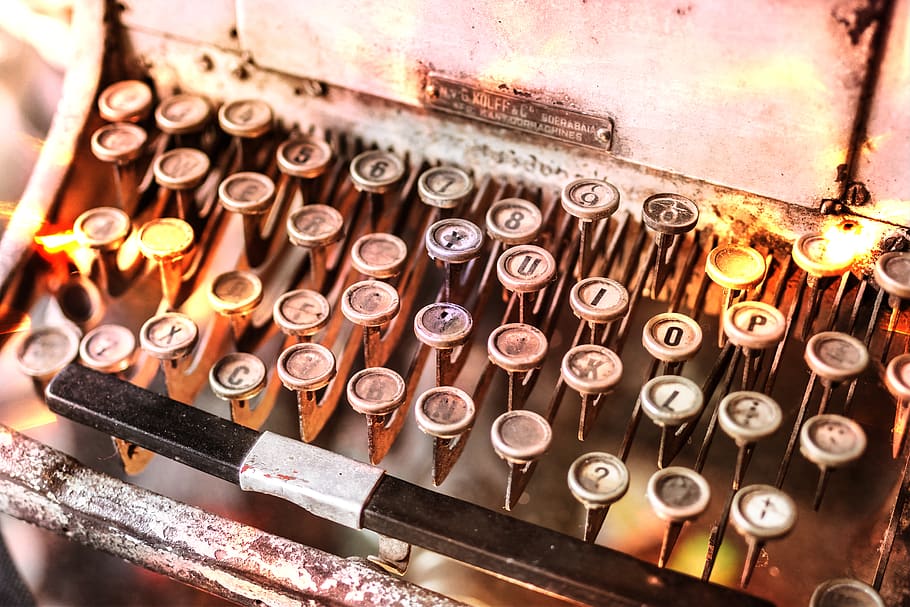 Close-up Photo of Vintage Brown Typewriter, antique, keyboard HD wallpaper