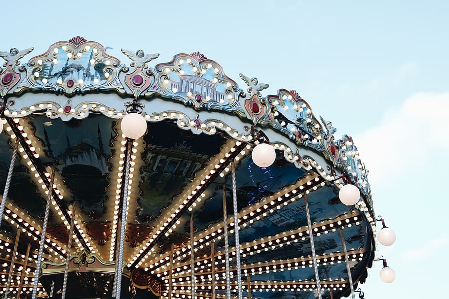 horse carousel, amusement park, theme park, lamp, chandelier HD wallpaper