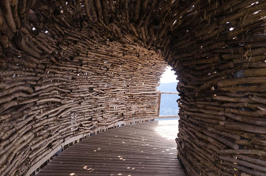 Brown Wooden Tunnel, architecture, attraction, bamboo, construction HD wallpaper