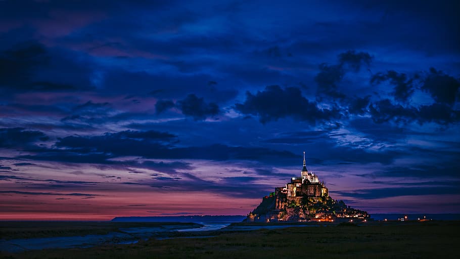 Lighted Castle at Night, architecture, blue hour, blue hour photography HD wallpaper