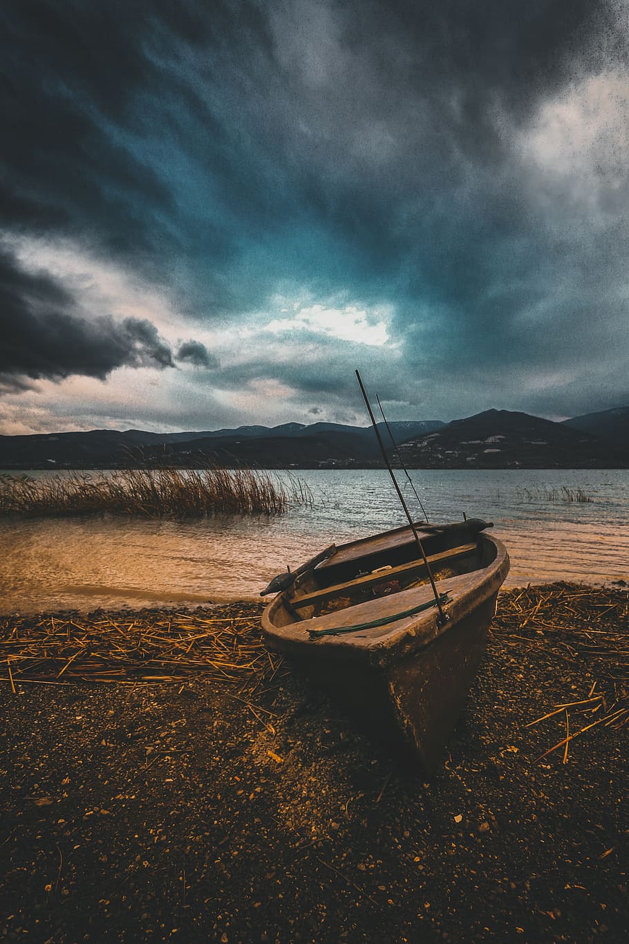 Brown Boat on Beach Line, clouds, cloudscape, dusk, evening, golden hour HD wallpaper