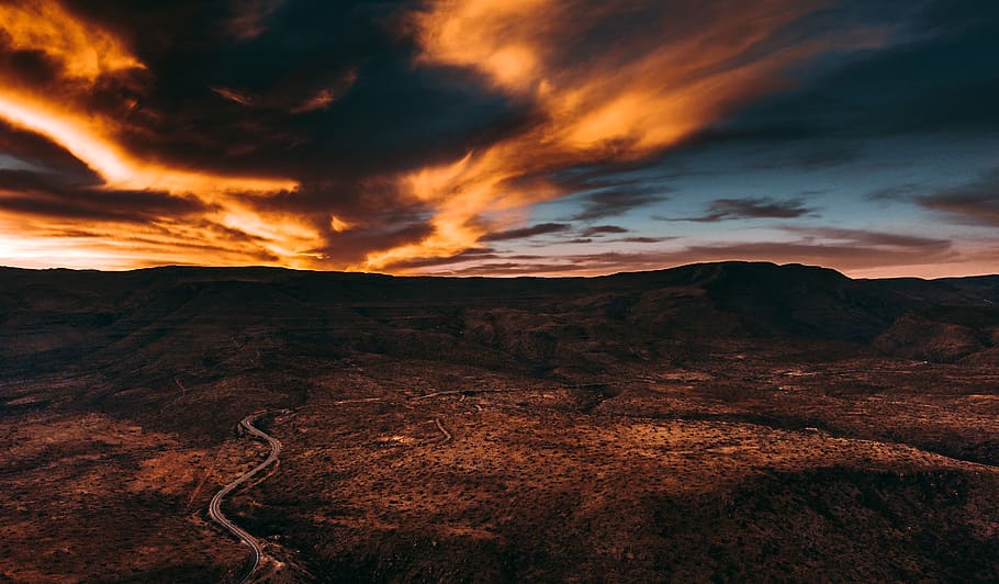 road traversing land mass, cloud - sky, beauty in nature, scenics - nature HD wallpaper