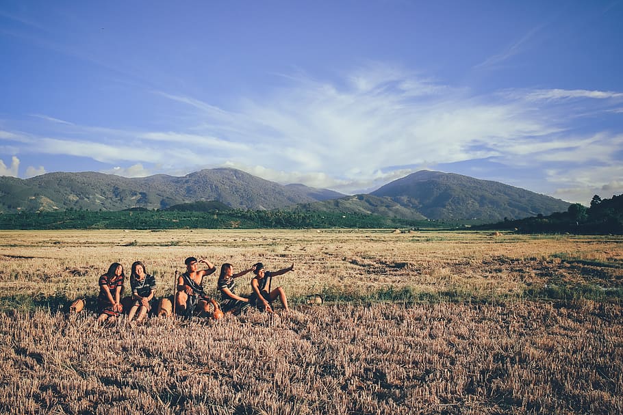 Five Persons Sitting on Grass Field, clouds, crop, cropland, daylight HD wallpaper