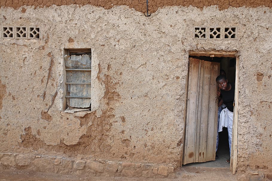 rwanda, kigali, poverty, poor, young woman, hut, home, peek, HD wallpaper