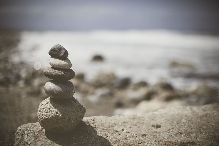 pebble, rock, ground, finger, rubble, limestone, rust, wood HD wallpaper