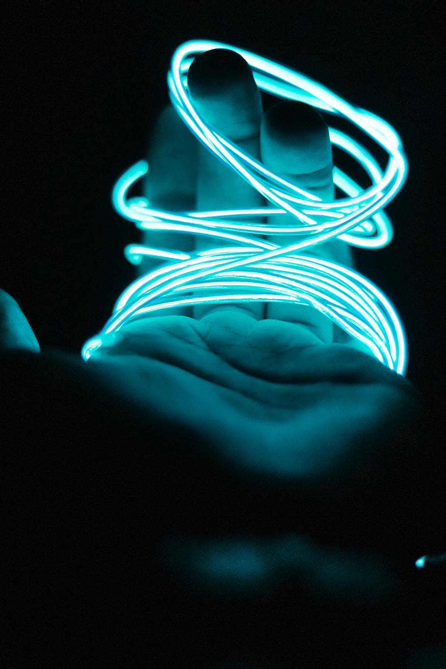 blue LED string, illuminated, long exposure, studio shot, black background HD wallpaper
