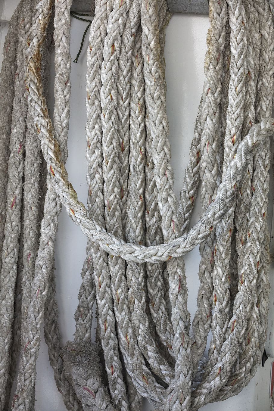 white rope, strength, tied up, no people, tied knot, close-up HD wallpaper