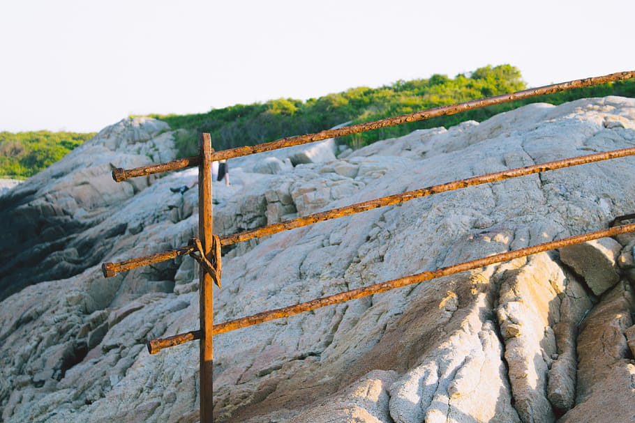 geometry, nature, rust, rocks, trees, fence, solid, rock - object HD wallpaper