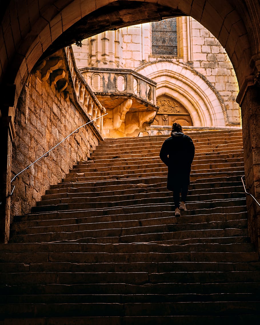 person taking stairs during daytime, staircase, handrail, banister HD wallpaper