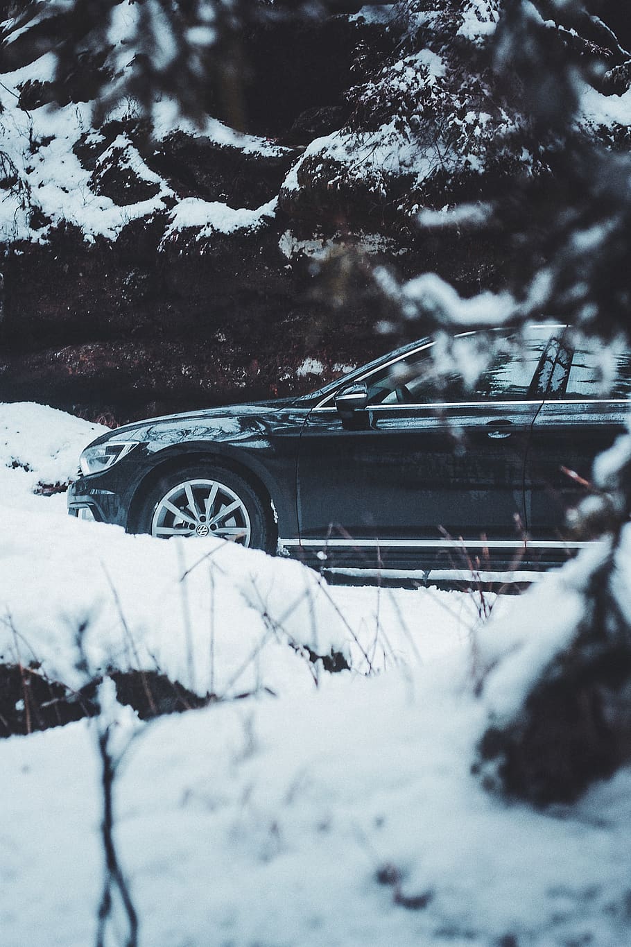 black sedan covered with snow, car, czech republic, spoke, machine HD wallpaper