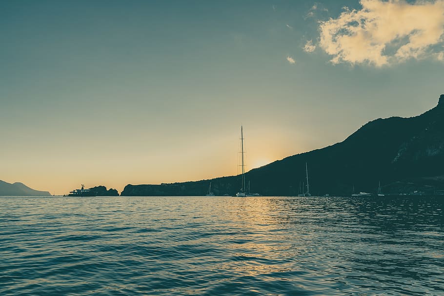 sunset, sky, cloud, boat, water, ocean, scenics - nature, beauty in nature HD wallpaper
