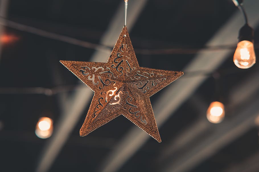 Brown Star Hanging Decor, blurred background, close-up, decorative HD wallpaper