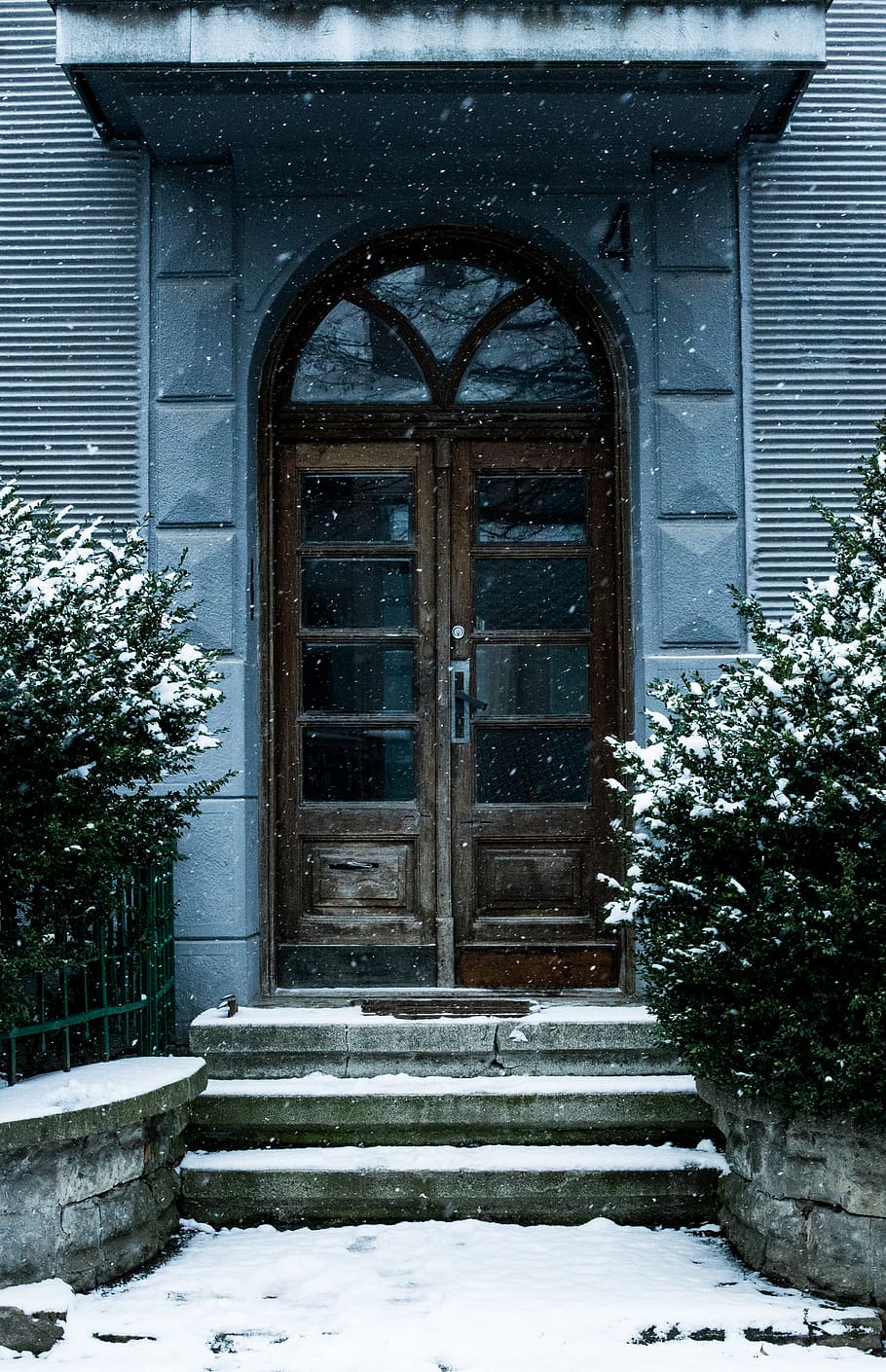 Closed Brown Wooden Door, architecture, building, daylight, design HD wallpaper