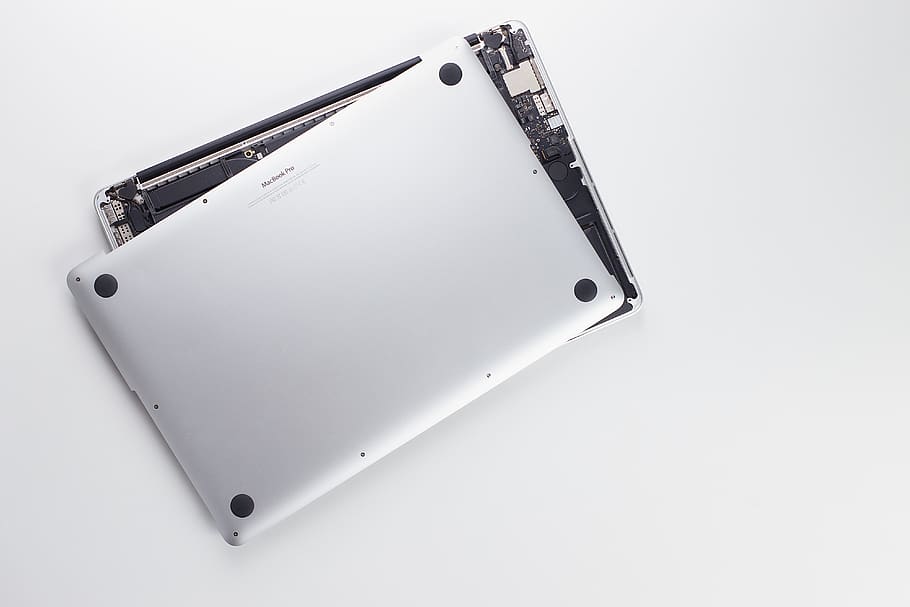 silver laptop computer on white surface, studio shot, white background HD wallpaper