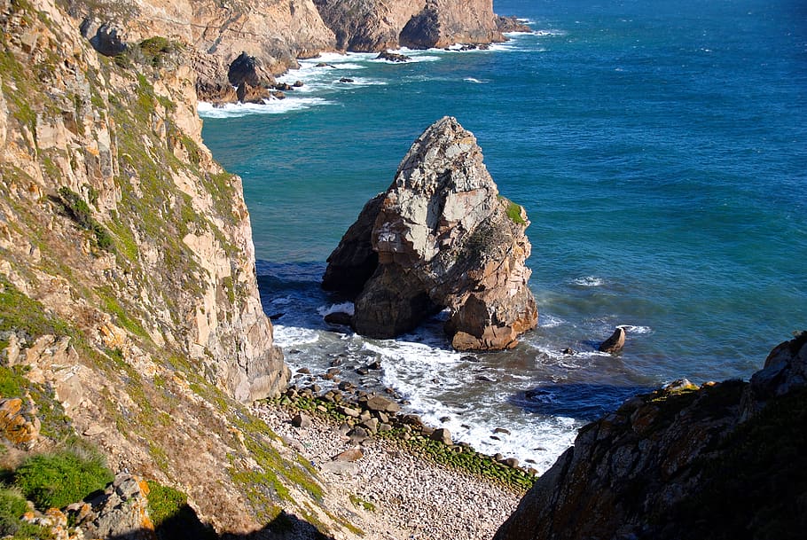 Photography of Rock Formation Beside Body of Water, beach, capo-rocca HD wallpaper