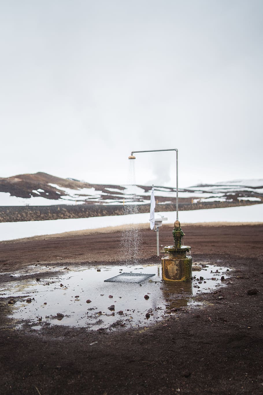 grey faucet, shower, mountain, water, pour, ice, winter, cold HD wallpaper
