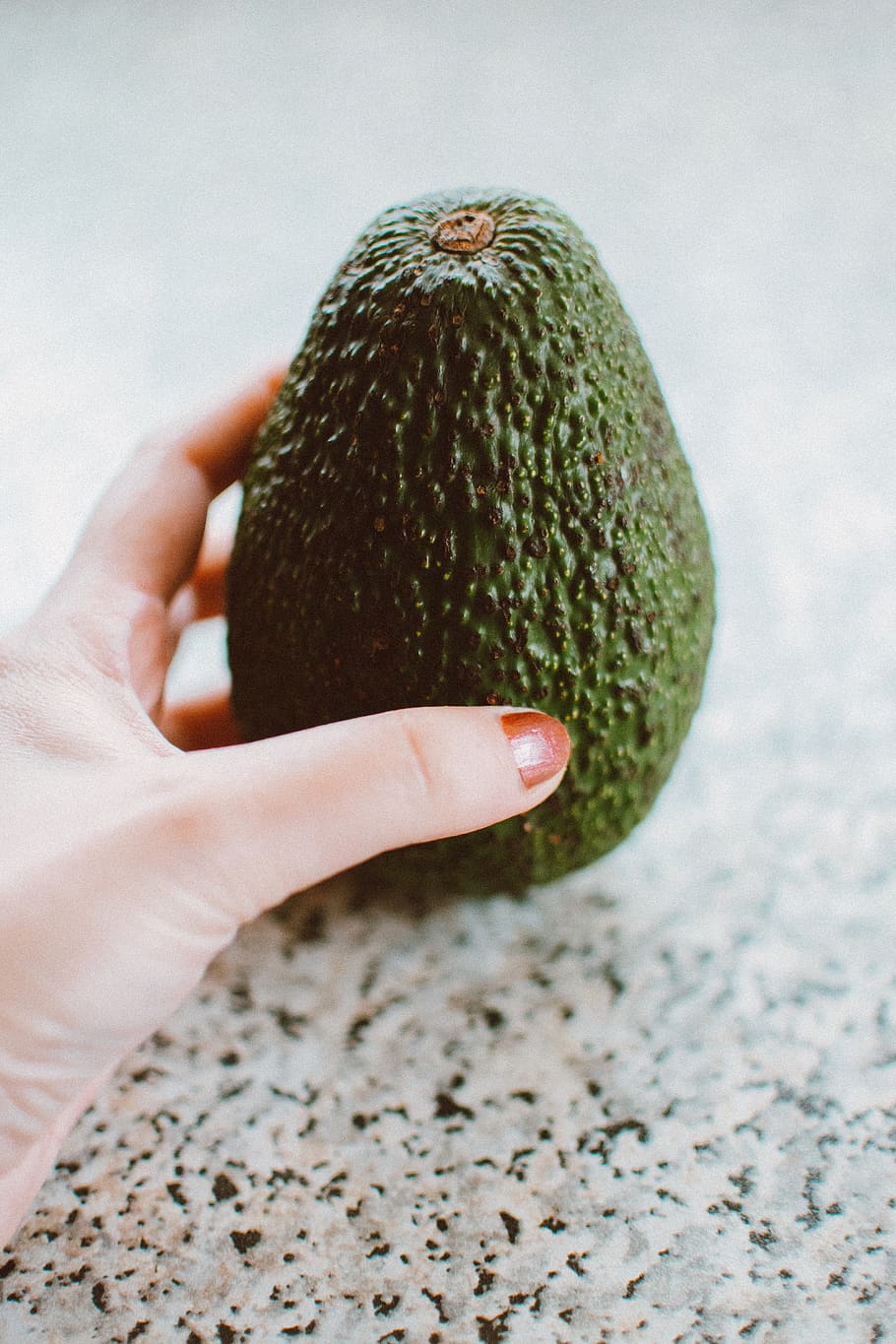 what is the benefit of avocado in human body