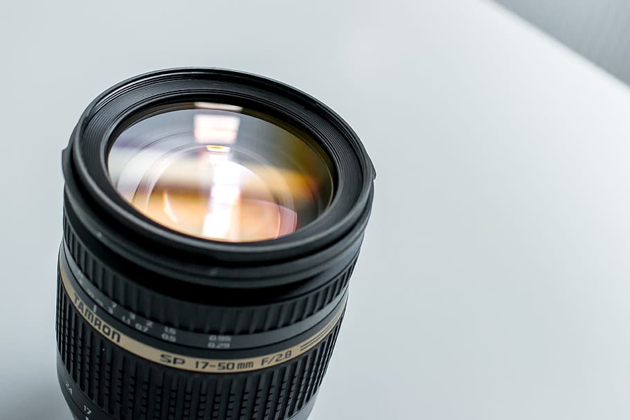Modern lens on a photographer’s desk, photography themes, lens - optical instrument, HD wallpaper