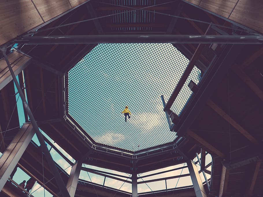 tower, yellow jacket, walking, net, walking on net, perspective HD wallpaper