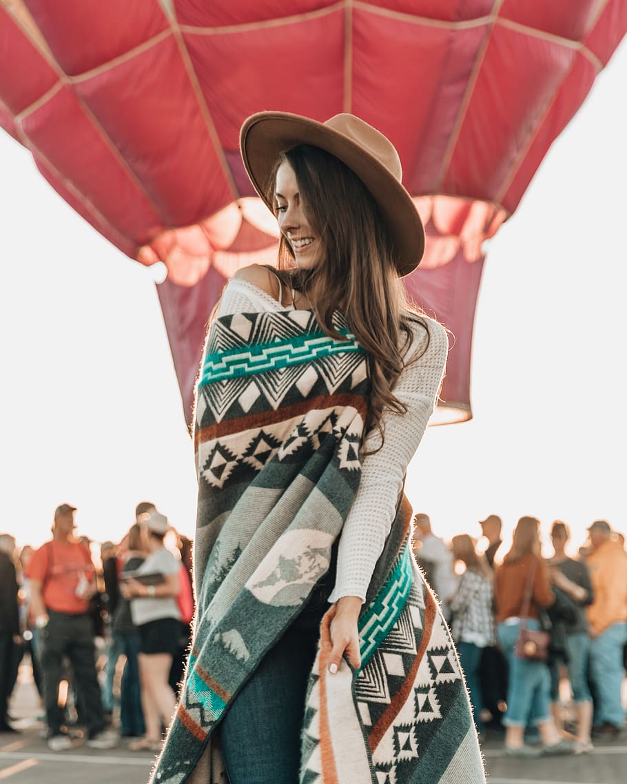 Hot Air Balloon, women, real people, lifestyles, leisure activity HD wallpaper