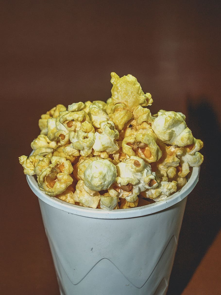 Popcorn on Disposable Cup, background, bucket, cinema, classic HD wallpaper