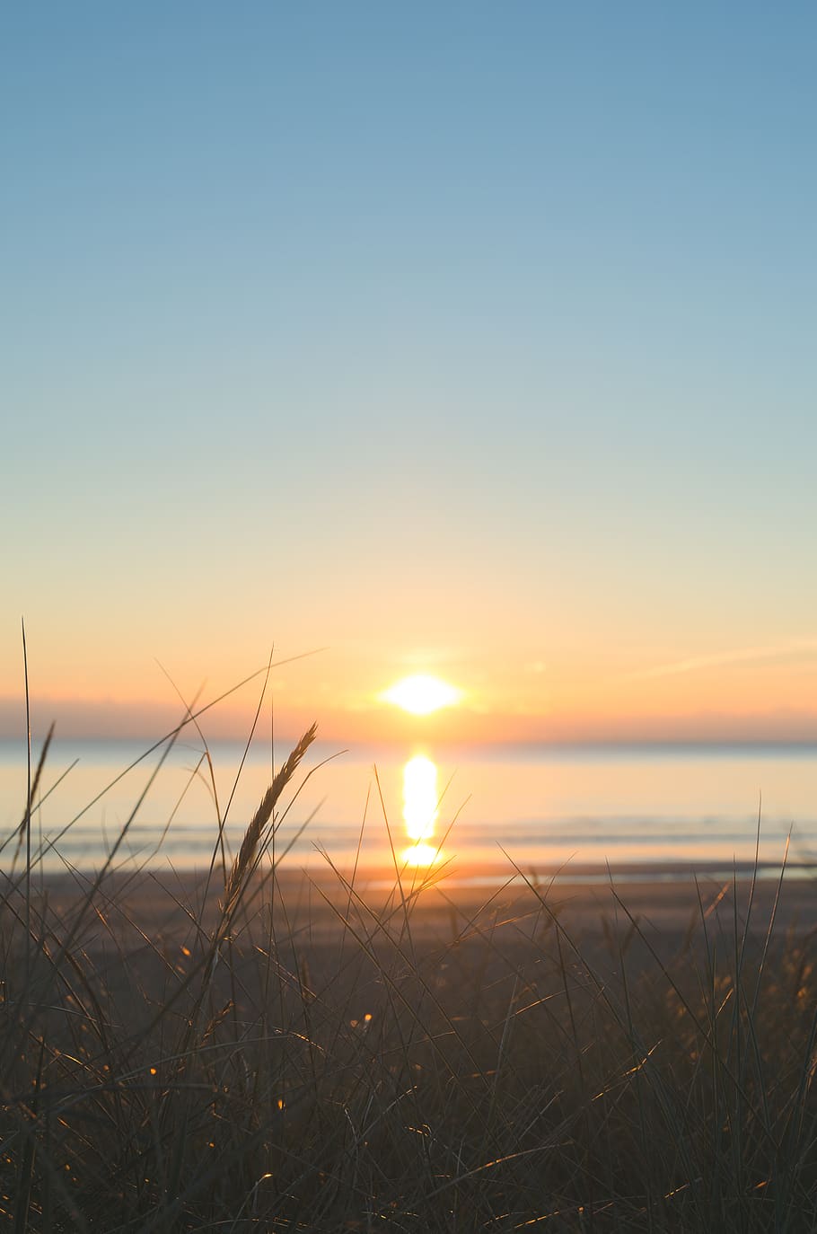 nature, outdoors, sunset, sky, sunrise, sunlight, flare, red sky HD wallpaper