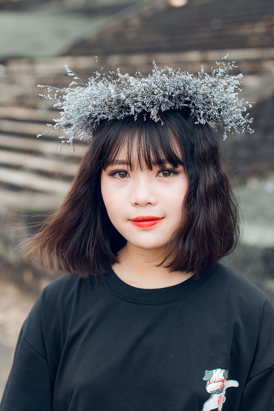 Woman Wearing Crown, beautiful, blurred background, close-up HD wallpaper