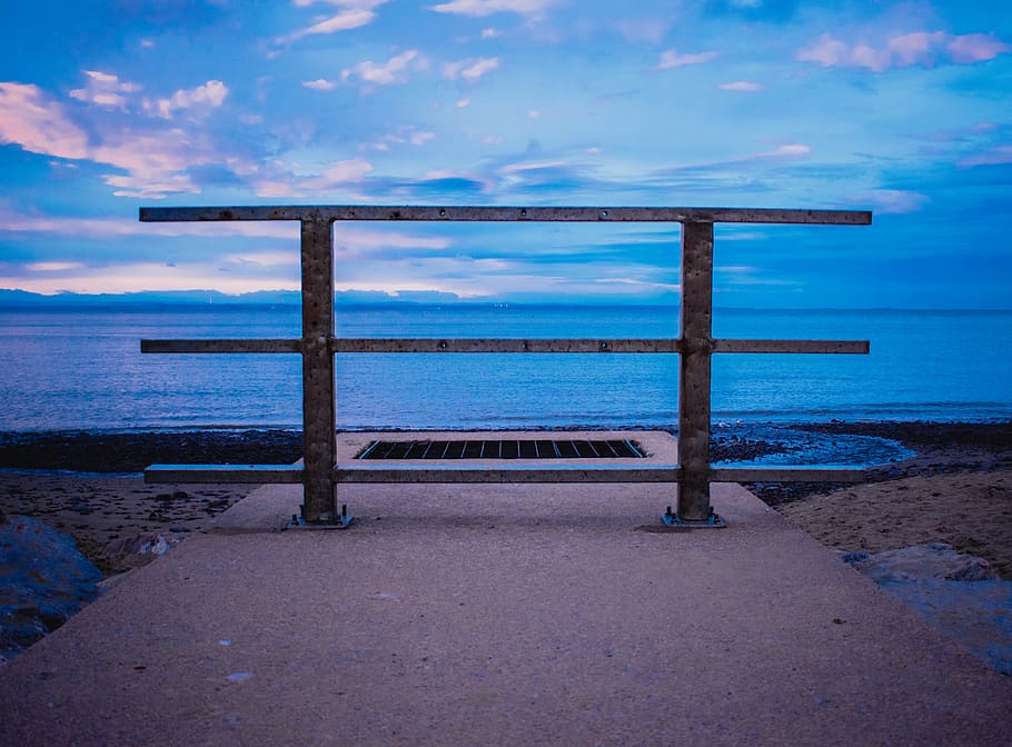 beah, sky, blue, england, sea, seaside, nature, lake, sand HD wallpaper