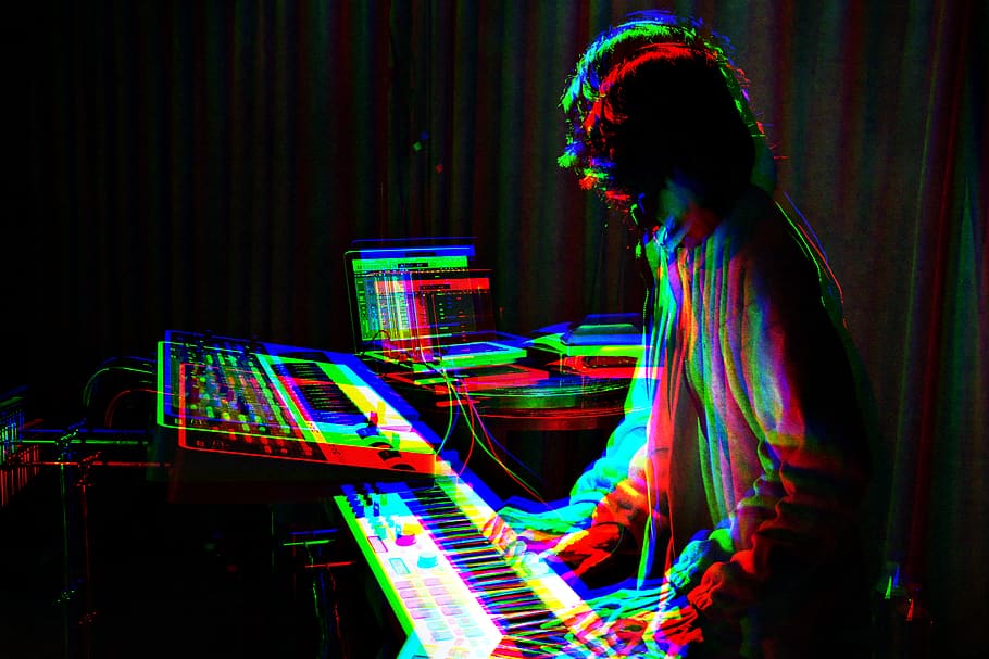 man playing electronic keyboard, one person, illuminated, indoors HD wallpaper
