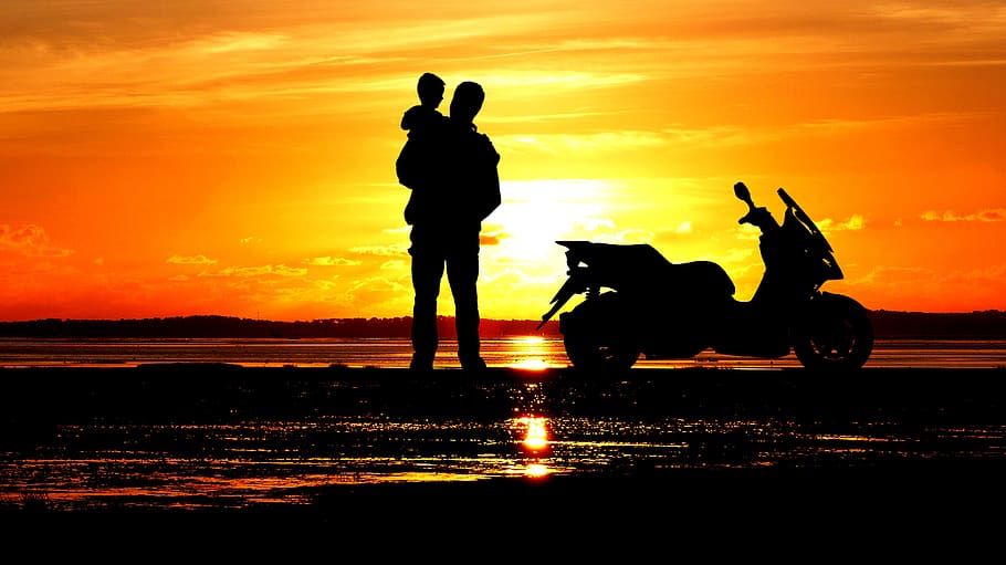 sunset, scooter, pere, child, ocean, beach, family, people HD wallpaper