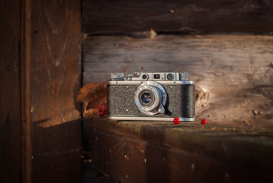 gray and black digital camera, electronics, wood, old, vintage HD wallpaper