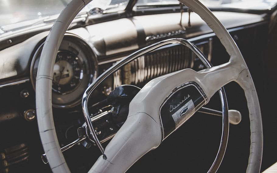 white vehicle steering wheel, american, canon 80d, canoneo, 1938 HD wallpaper
