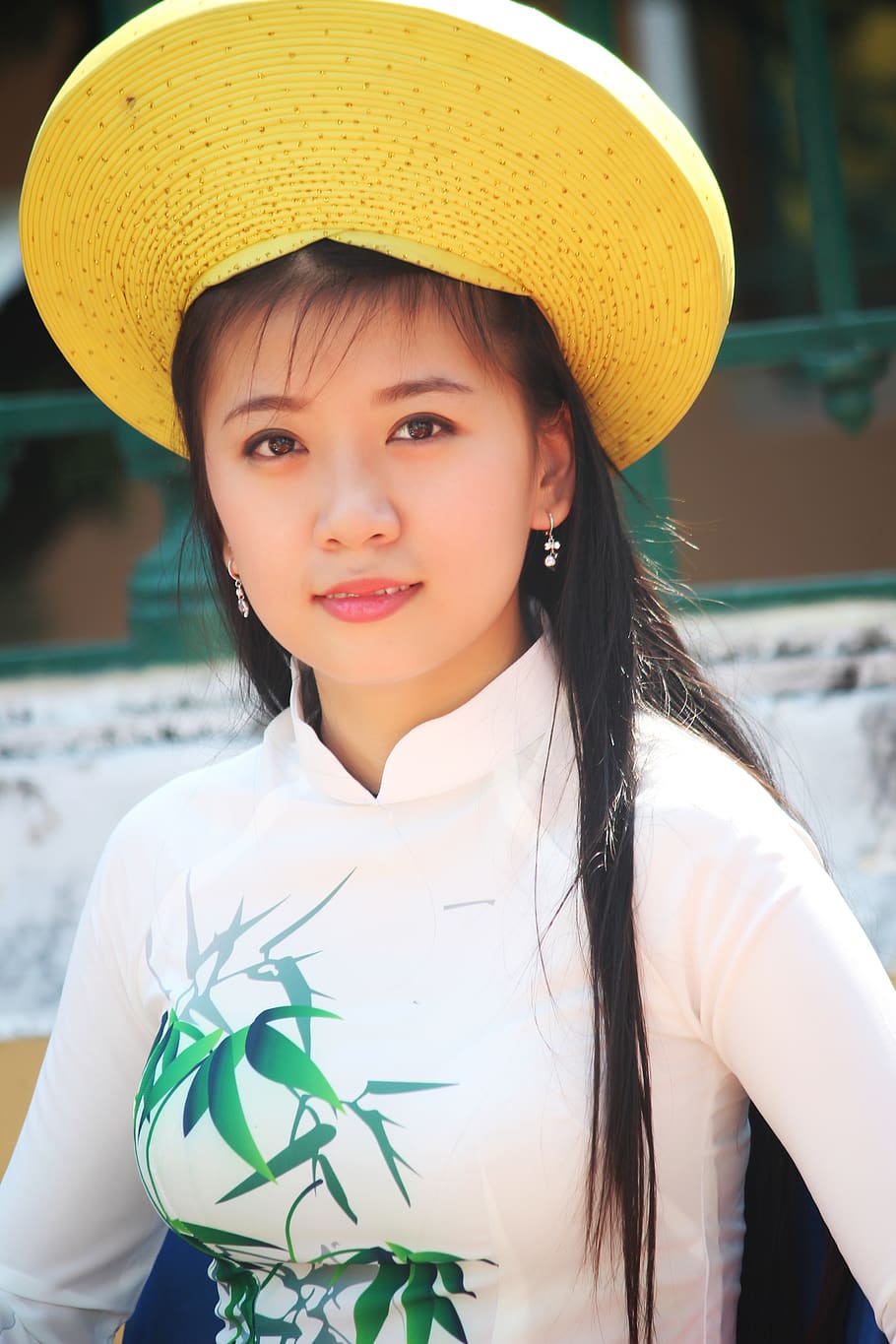 Woman Wearing White Long-sleeved Shirt and Yellow Hat, cute, daylight HD wallpaper