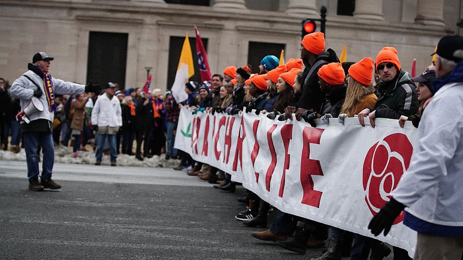 people protesting on street, crowd, large group of people, real people HD wallpaper
