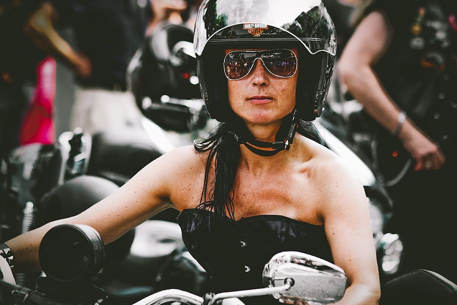 Black and White Ceramic Figurine, biker, blurred background, chrome HD wallpaper